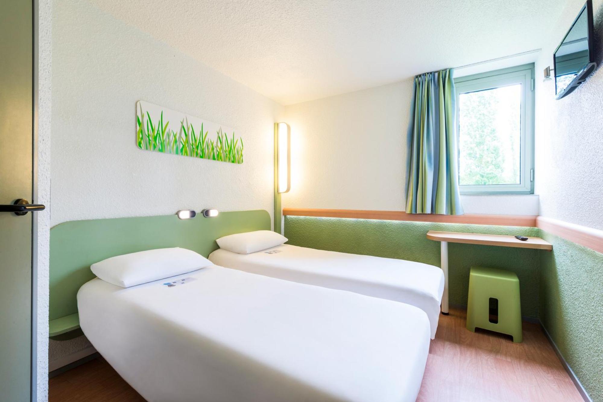 Standard Double Room,19673222:JPEG